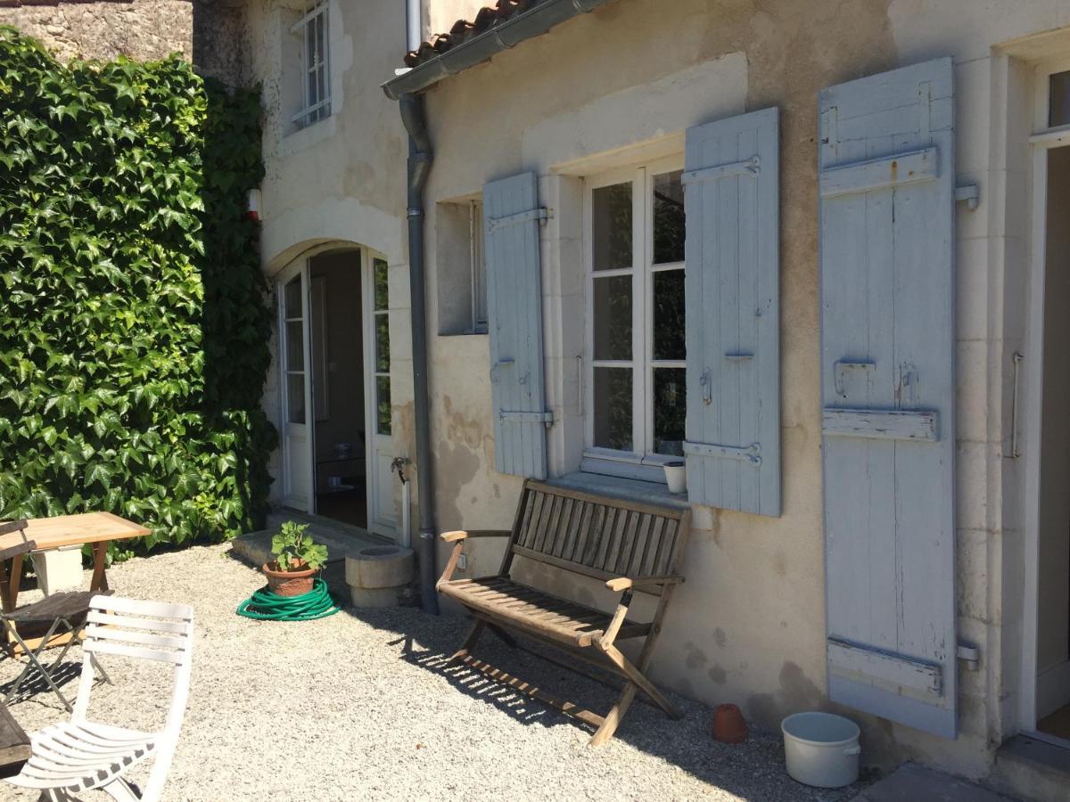 La Madeleine Bed & Breakfast La Jarrie ภายนอก รูปภาพ
